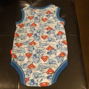 Superman onsie by DC comics..sz 3-6 months. Nice